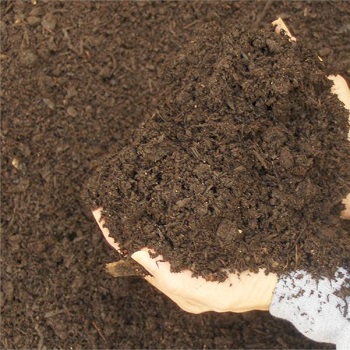 Leonti's Outdoor Supply offers sweet peet compost for your landscaping needs. We deliver our sweet peet compost to North Royalton, Brecksville, Broadview Heights, Strongsville, Hinckley, Brunswick, Parma, Seven Hills, Medina, and all surrounding Ohio cities.